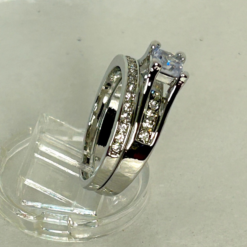 NEW Woman’s Princess Cut Bridge Style Rhinestone Bridal Set Silver Tone Fashion